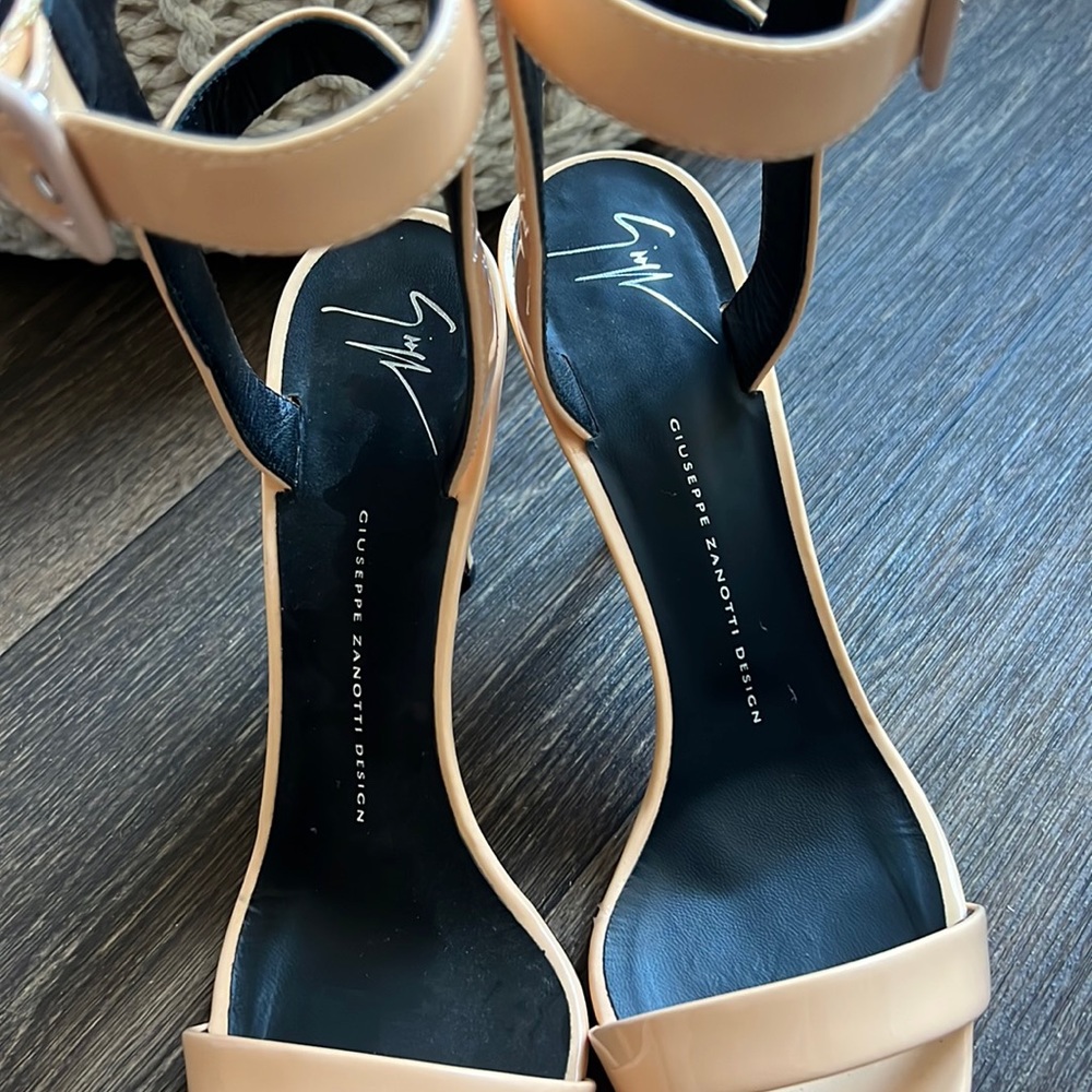 Giuseppe Zanotti sandals Heels - Picture 6 of 12